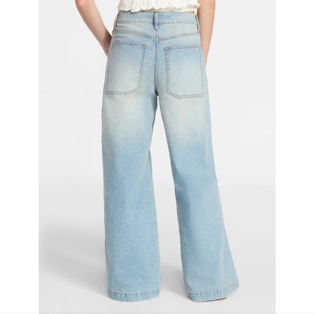 No Boundaries Women's Size 4 Mid-Rise Baggy Wide Leg Jeans Light Enzyme W/Tint - Picture 2 of 6